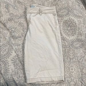 Canton River Blues Size 8 Bermuda Shorts